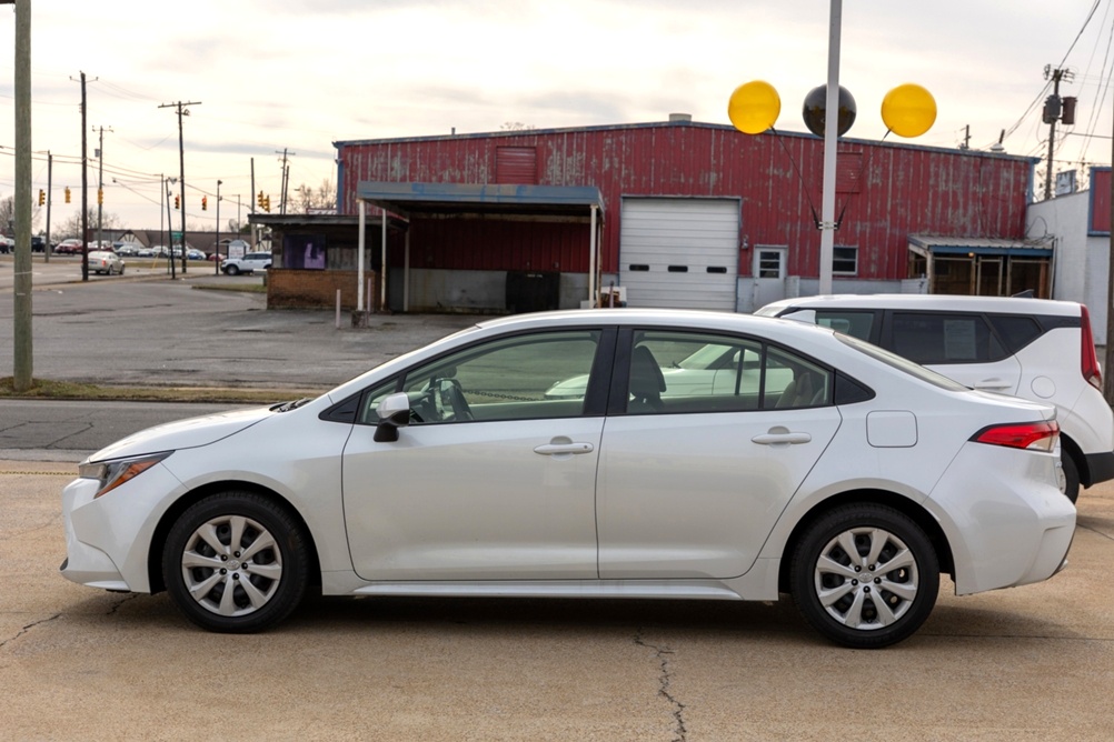 2022 Toyota Corolla LE Bobby Ledbetter Cars 