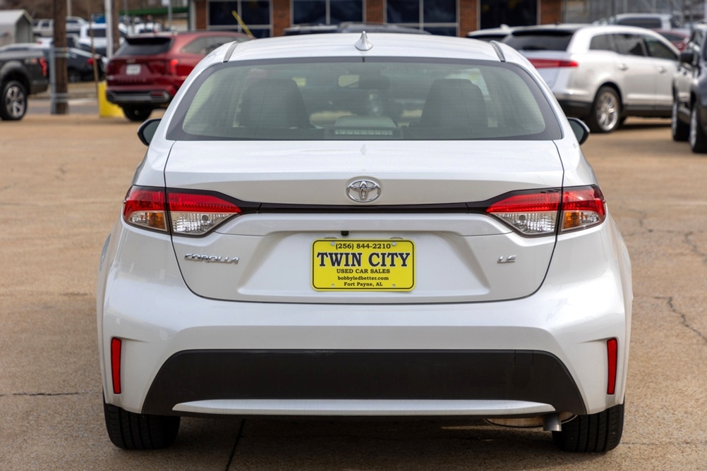 2022 Toyota Corolla LE Bobby Ledbetter Cars 