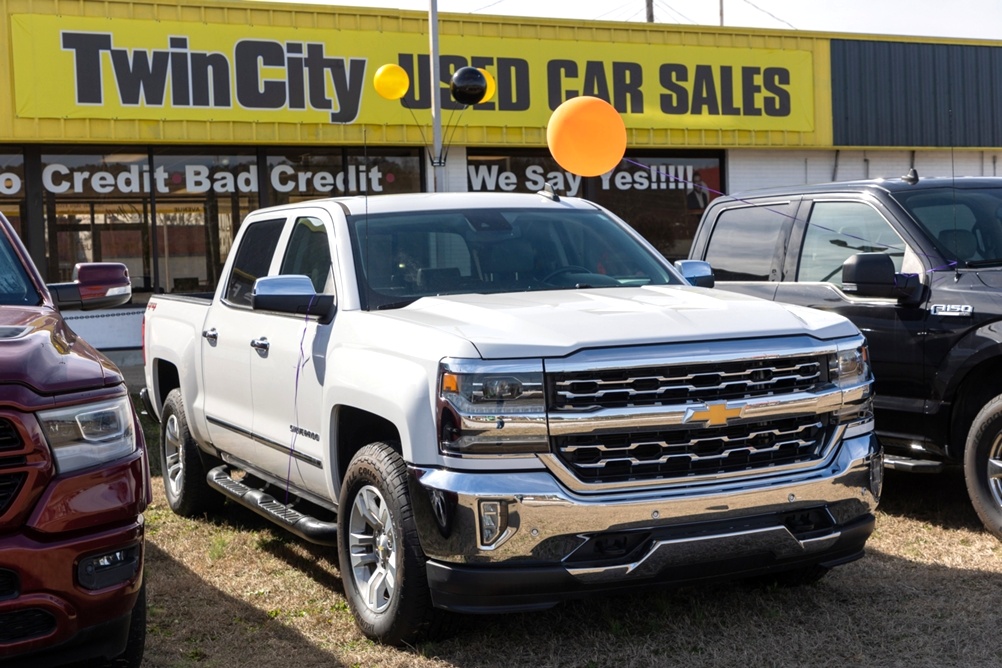 2018 Chevrolet Silverado 1500 LTZ Bobby Ledbetter Cars 