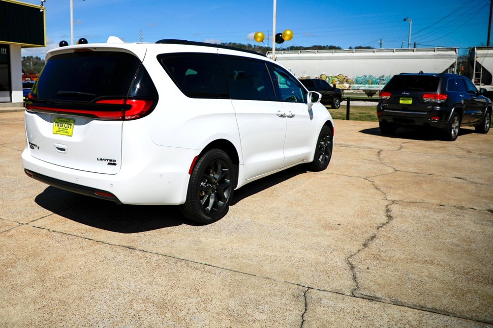 2022 Chrysler Pacifica Limited Bobby Ledbetter Cars 