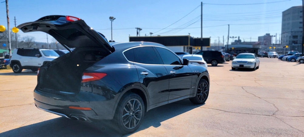 2018 Maserati Levante GranLusso Bobby Ledbetter Cars 