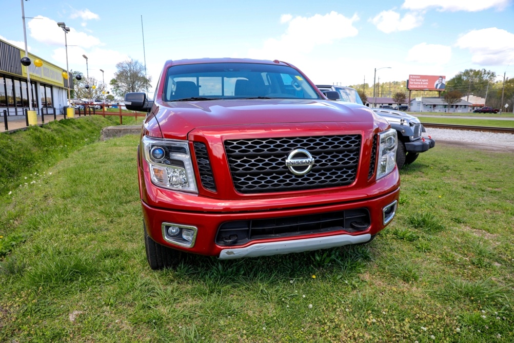 2019 Nissan Titan PRO-4X Bobby Ledbetter Cars 