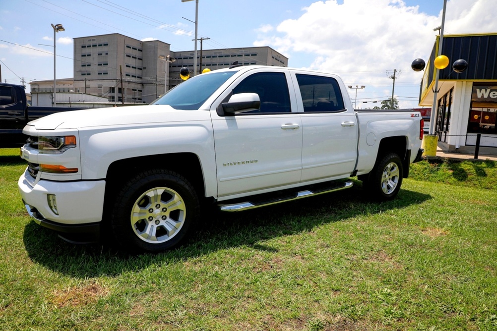 2018 Chevrolet Silverado 1500 LT Bobby Ledbetter Cars 