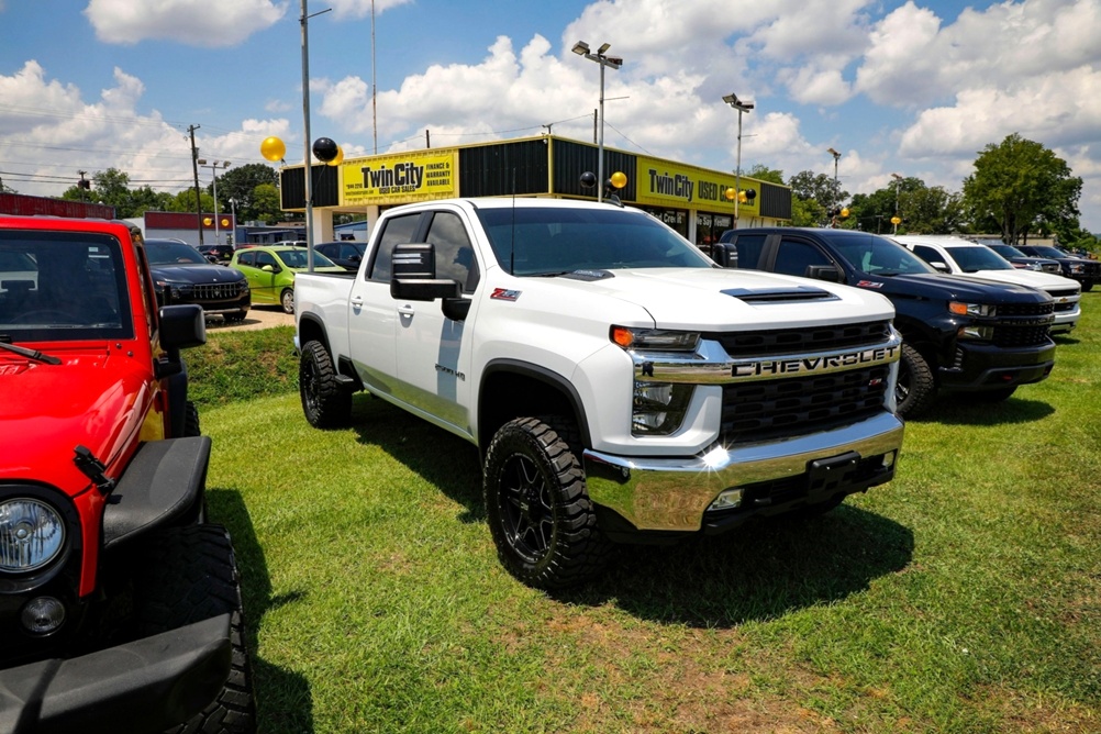 2022 Chevrolet Silverado 2500HD LT Bobby Ledbetter Cars 