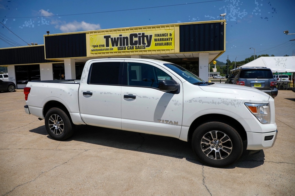 2022 Nissan Titan SV Bobby Ledbetter Cars 