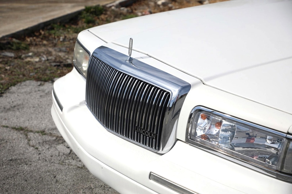 1996 Lincoln Town Car Signature Bobby Ledbetter Cars 