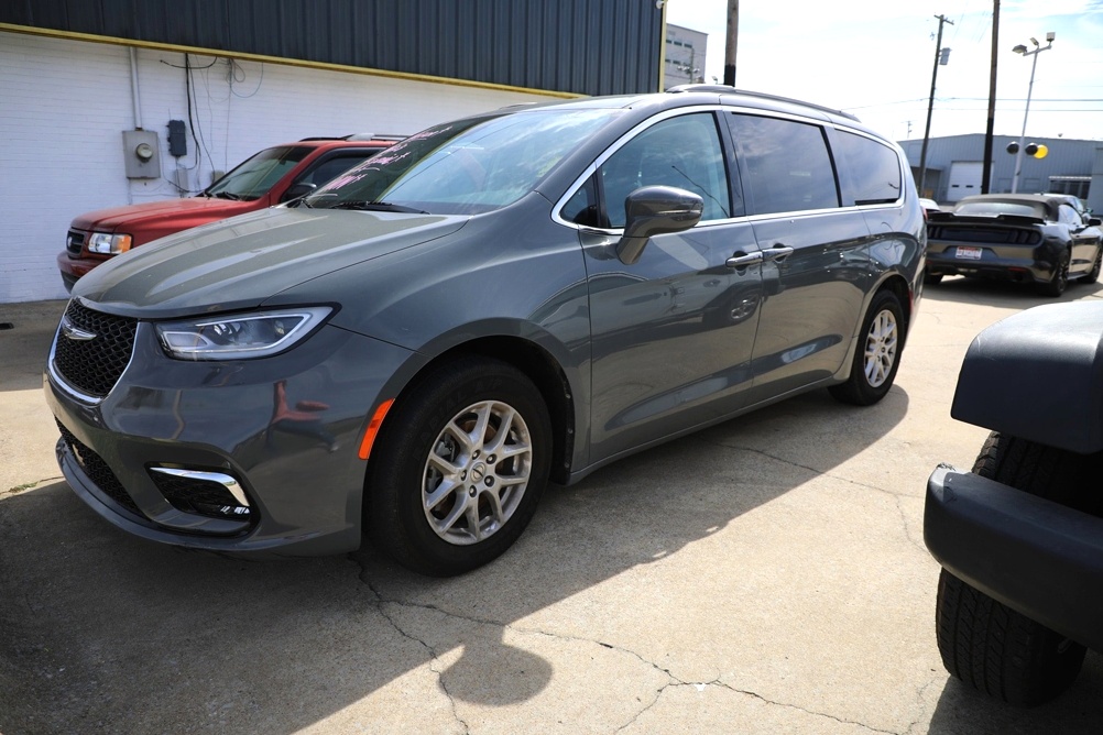 2022 Chrysler Pacifica Touring L Bobby Ledbetter Cars 