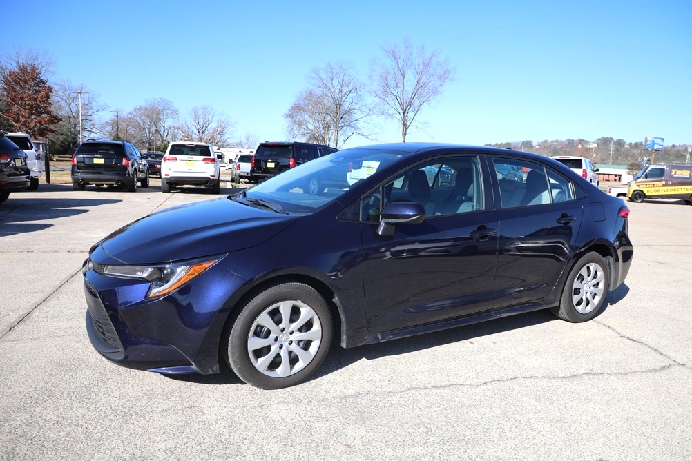 2024 Toyota Corolla LE Bobby Ledbetter Cars 