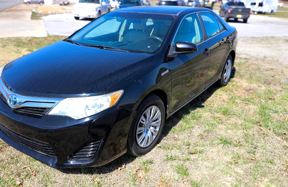 2012 Toyota Camry Hybrid LE Bobby Ledbetter Cars 