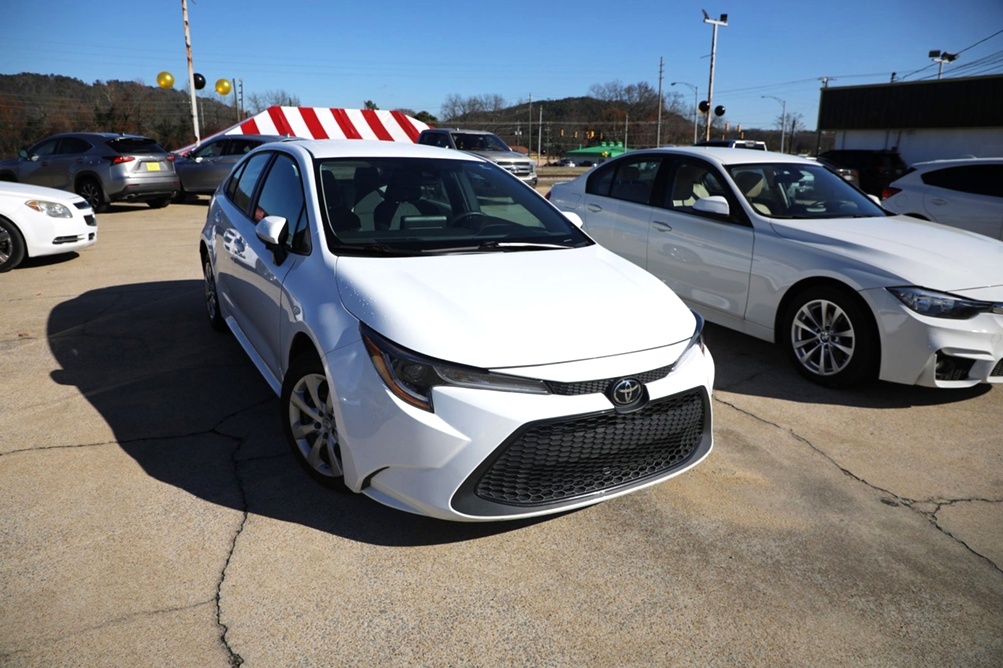 2022 Toyota Corolla LE Bobby Ledbetter Cars 