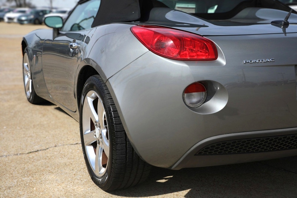 2007 Pontiac Solstice  Bobby Ledbetter Cars 