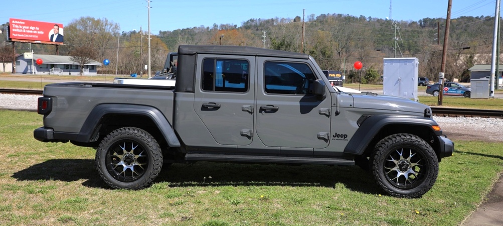 2020 Jeep Gladiator Sport Bobby Ledbetter Cars 