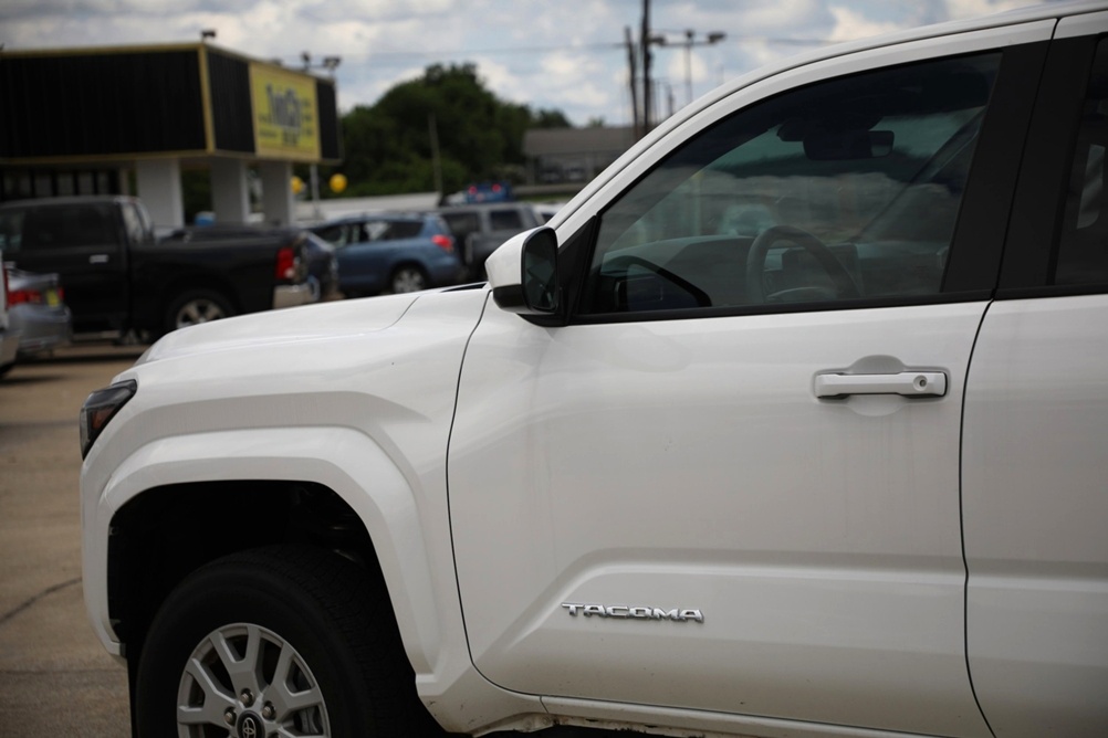 2024 Toyota Tacoma 4WD SR5 Bobby Ledbetter Cars 