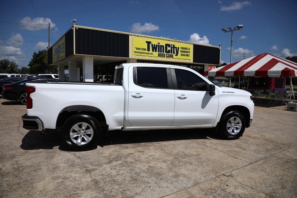 2021 Chevrolet Silverado 1500 LT Bobby Ledbetter Cars 