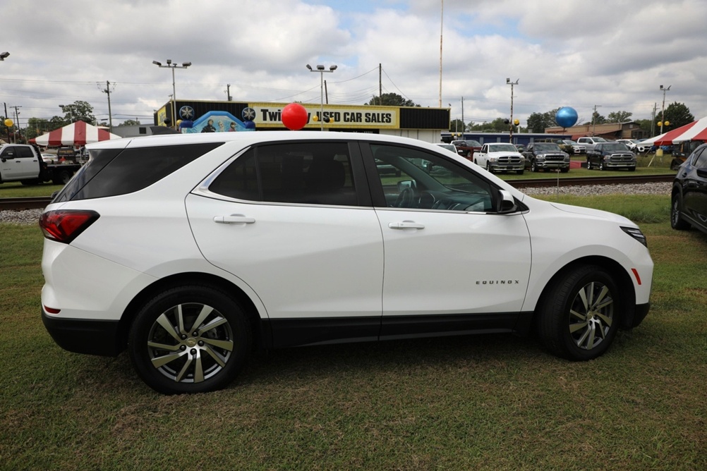 2022 Chevrolet Equinox LT Bobby Ledbetter Cars 